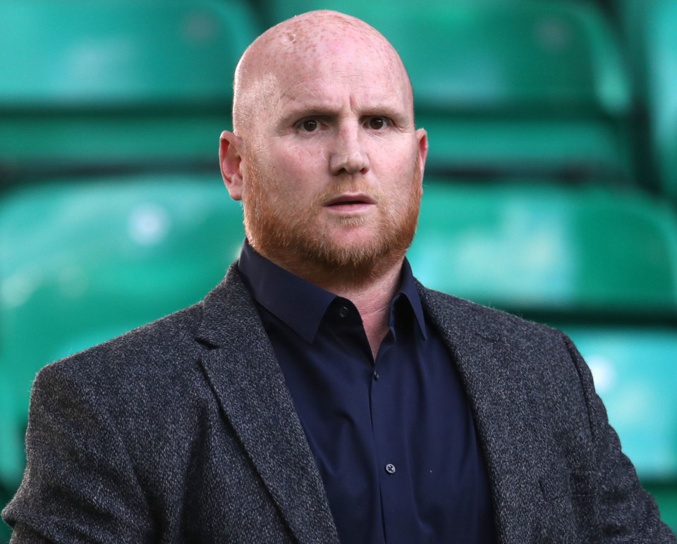 Celtic legend John Hartson says the Hoops shouldn't offer Rangers a guard of honour