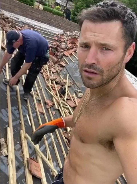 Mark Wright stripped off to work on his dream home