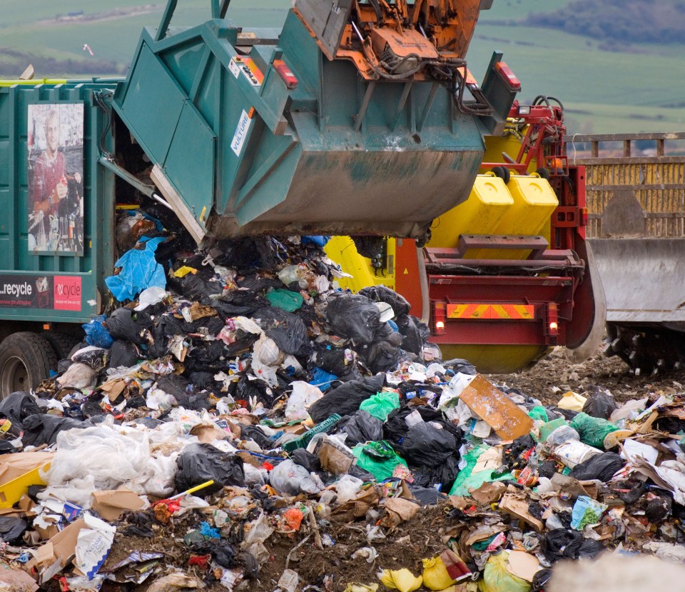 Rubbish tips could be banned near houses to prevent bad smells