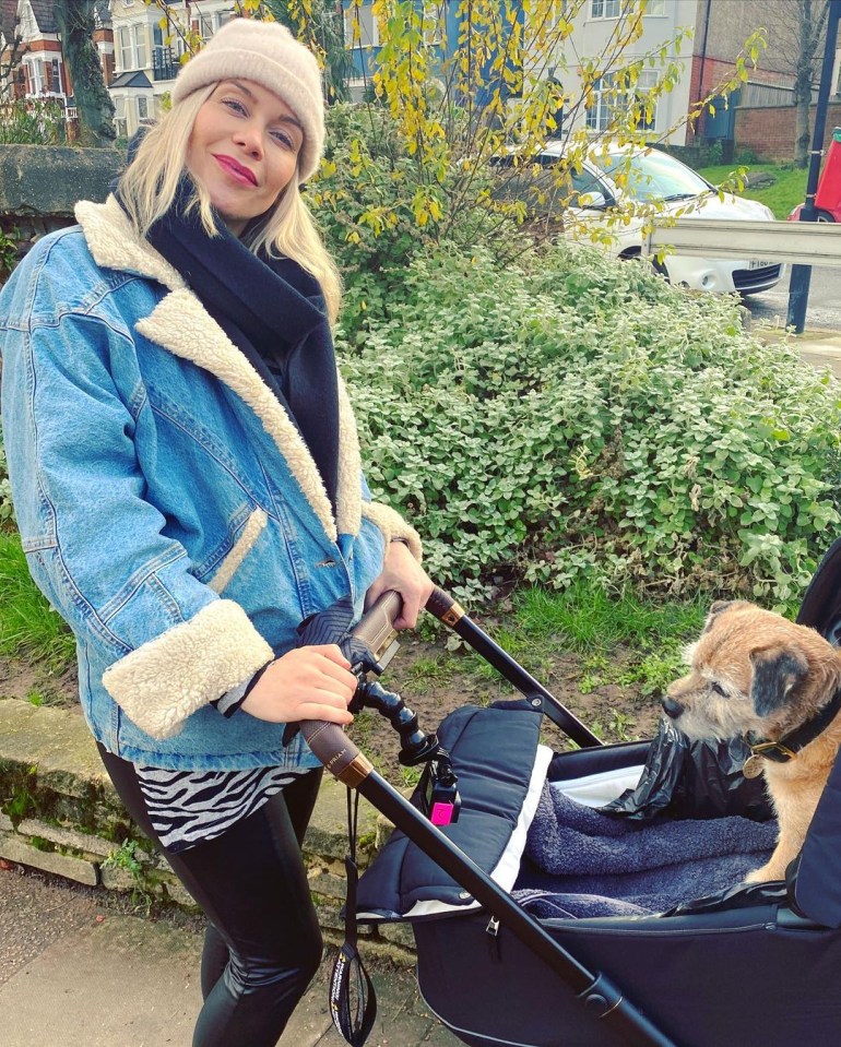 Fans criticised her for sharing the dog picture instead of her daughter