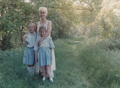 Caroline and Jody as children with their mother Christine