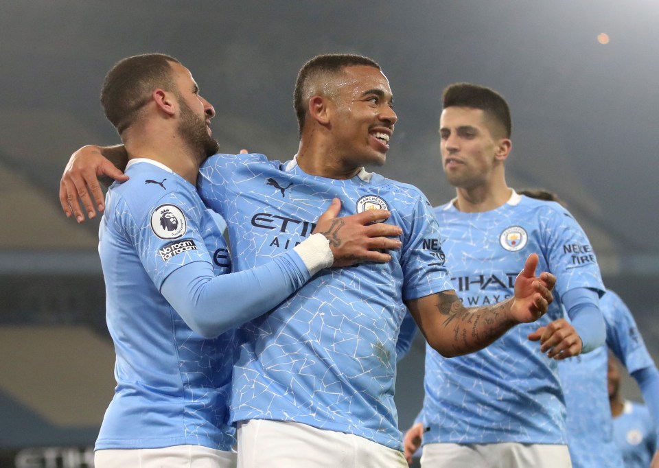 Gabriel Jesus scored two late goals as Man City beat Wolves 4-1