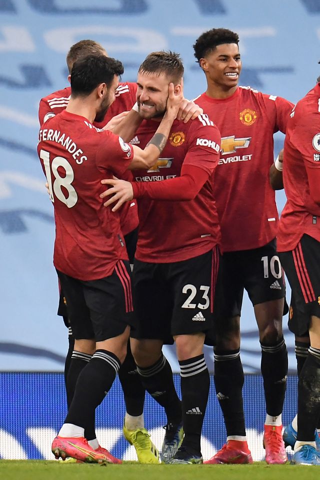 Bruno Fernandes hails fellow scorer Luke Shaw for completing Man Utd's 2-0 triumph