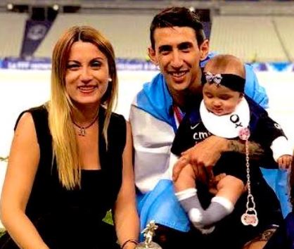 Di Maria with his wife Jorgelina and daughter