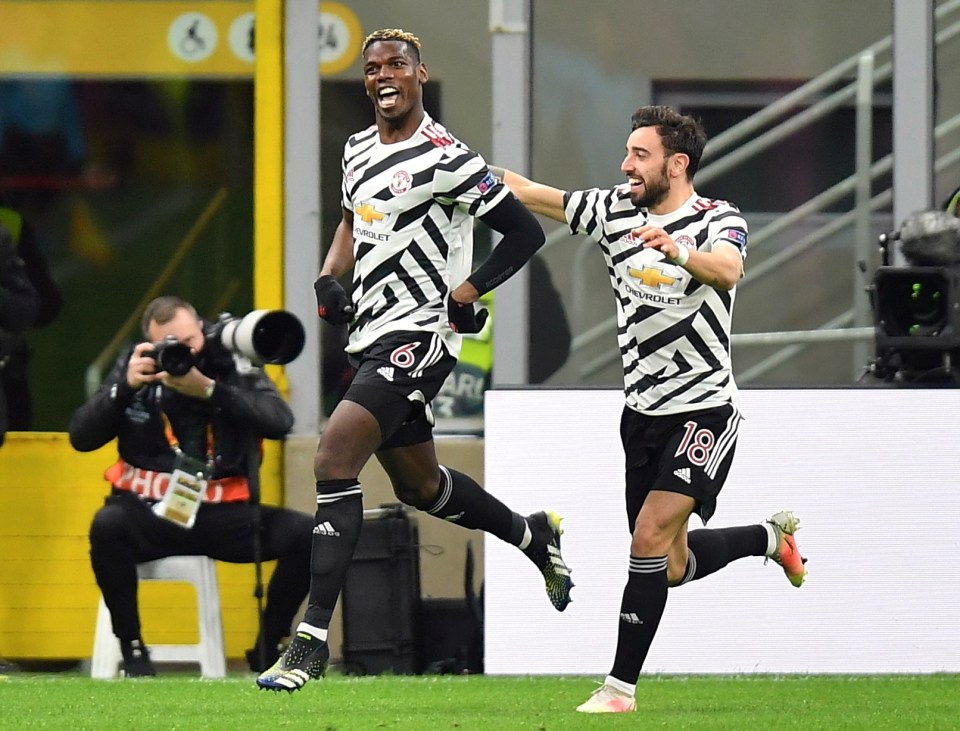 Manchester United's Paul Pogba celebrates his winner against AC Milan in the last round