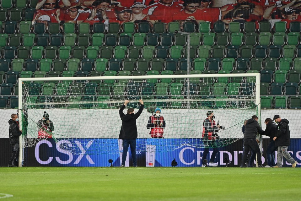 Switzerland and Lithuania’s World Cup qualifier had to be delayed due to a gaffe with the goalposts