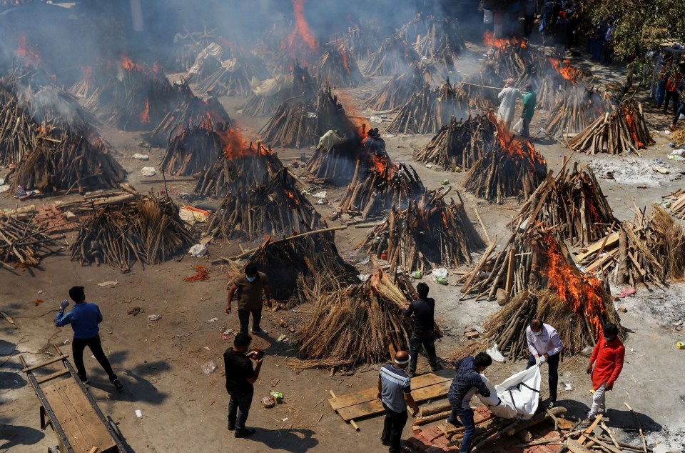 A crematorium in new Delhi can be seen burning the bodies at an alarming rate