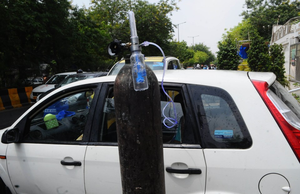 Oxygen is provided by a Sikh organization at Gurdwara in Indirapuram, Ghaziabad, Uttar Pradesh, India