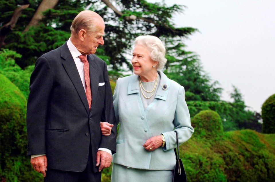 The Queen and Prince Philip take a walk at Broadlands, Hants, in 2007