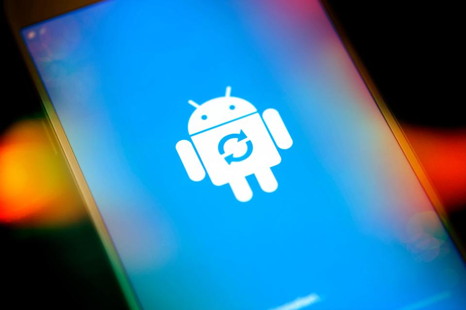 Eight dodgy Android apps have been uncovered by researchers