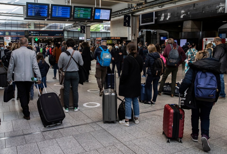 The French government left a small window for citizens to move across the country over Easter before strict rules come into force tomorrow