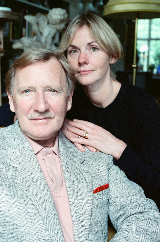 Angela Scoular was married to fellow actor Leslie Phillips