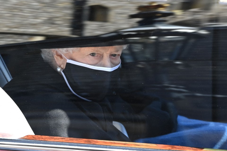 Her Majesty wore a face mask as she was driven to Saturday’s service