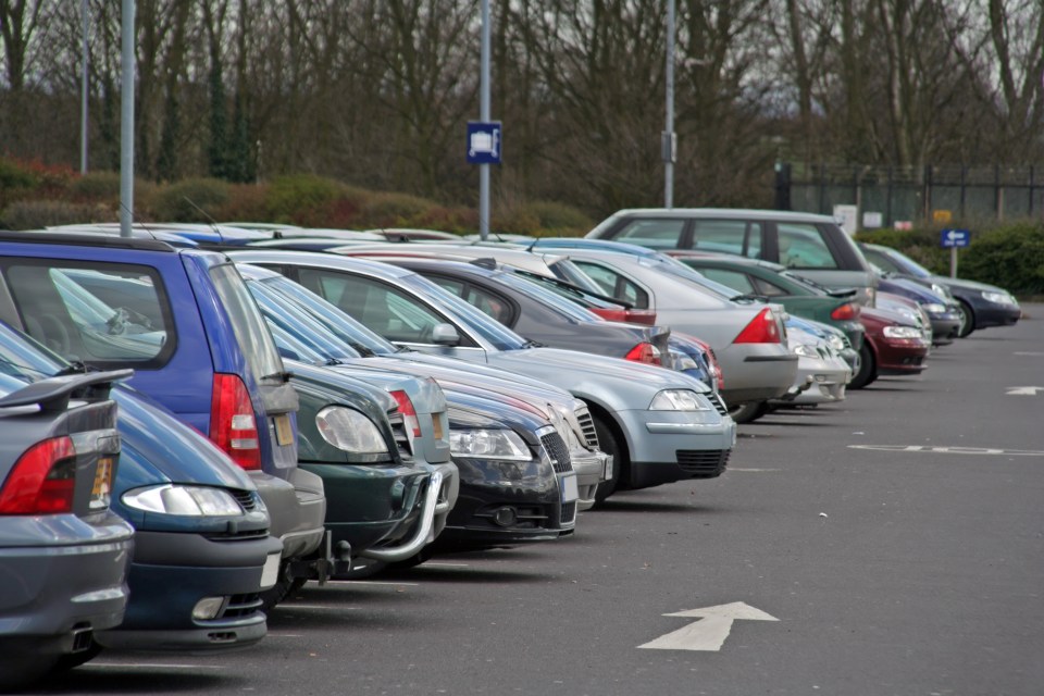 Hundreds of others shared their parking wars on Reddit