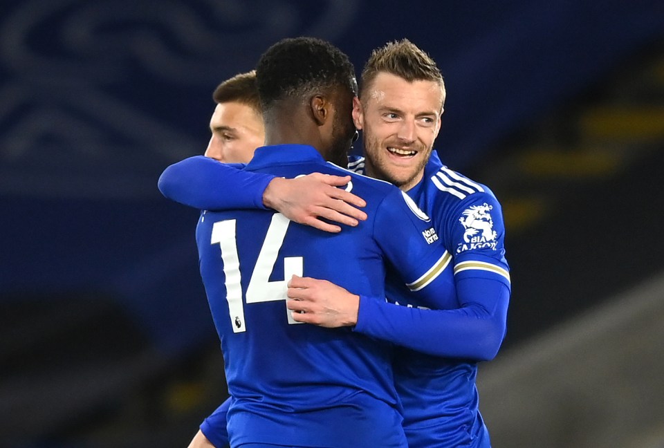 Jamie Vardy opened the scoring as the Foxes tightened their grip on a Champions League spot