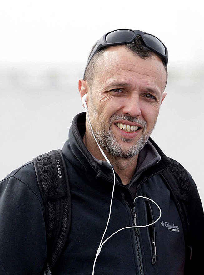 Spanish cameraman Roberto Fraile died in Burkina Faso while working on a documentary about anti-poaching operations