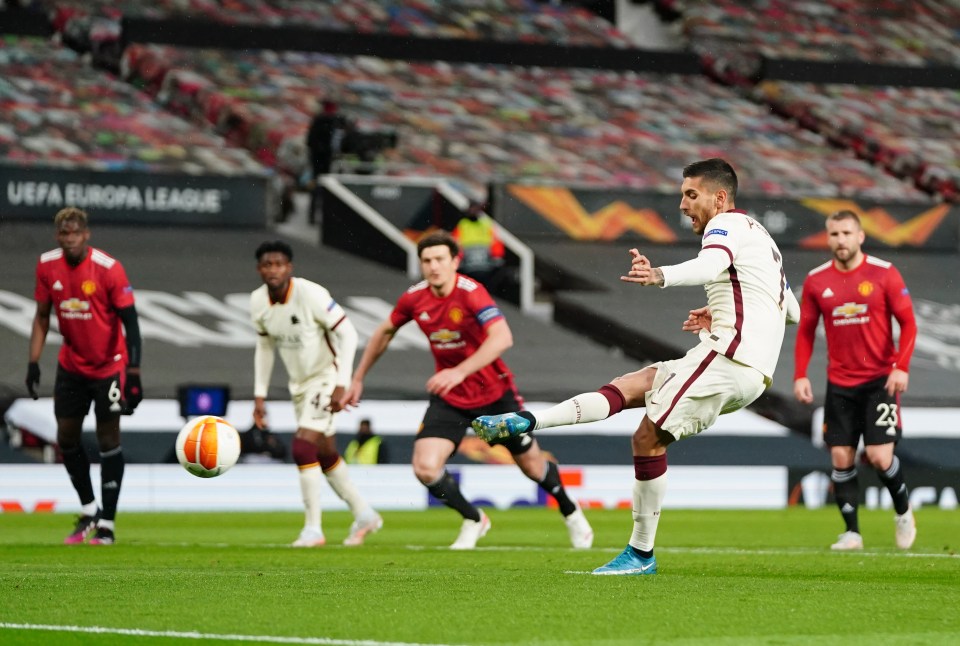 Lorenzo Pellegrini equalised from the penalty spot after Paul Pogba handballed in the area