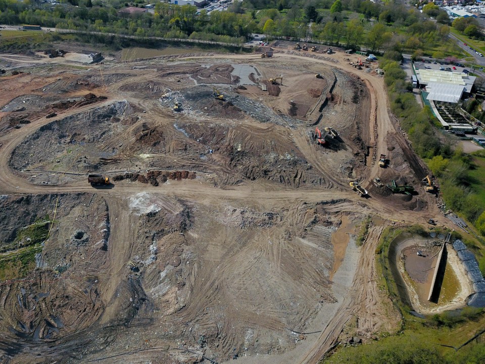 The dump causes smells like 'rotten flesh' to pump into the village