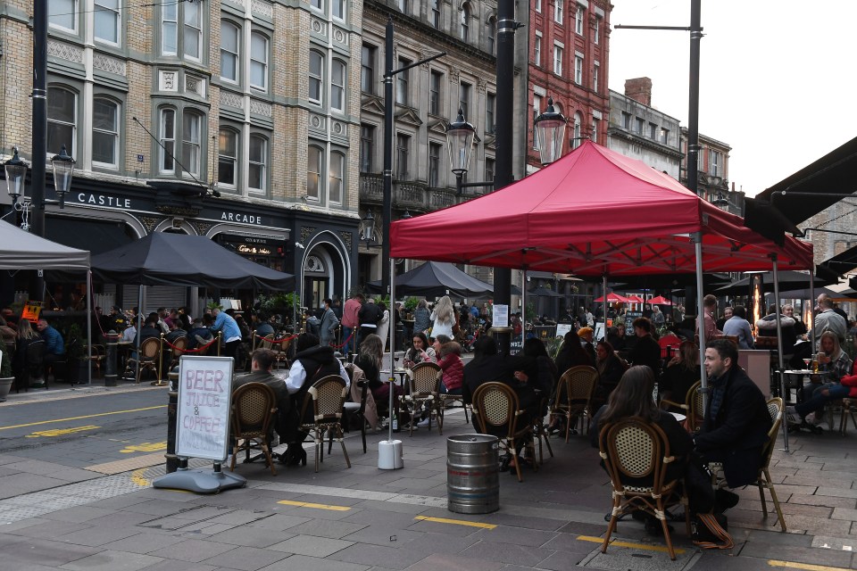 People flocked to pubs, restaurants and bars with outdoor seating in Cardiff