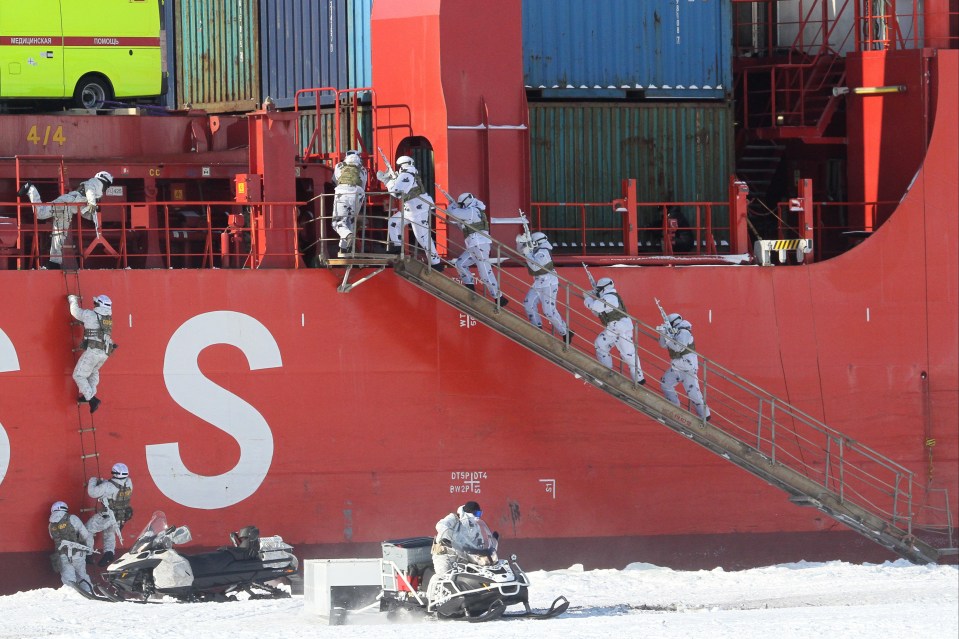 Commandos rehearse retaking a ship during Arctic war games this week