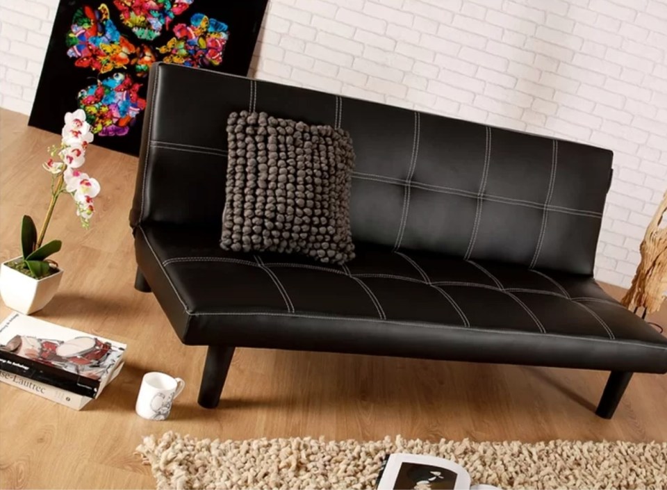 This sofa turns into a sofabed with a simply “click clack”