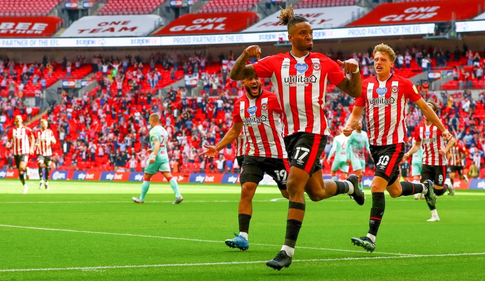 Ivan Toney scored his 33rd goal of the season with a coolly-taken penalty