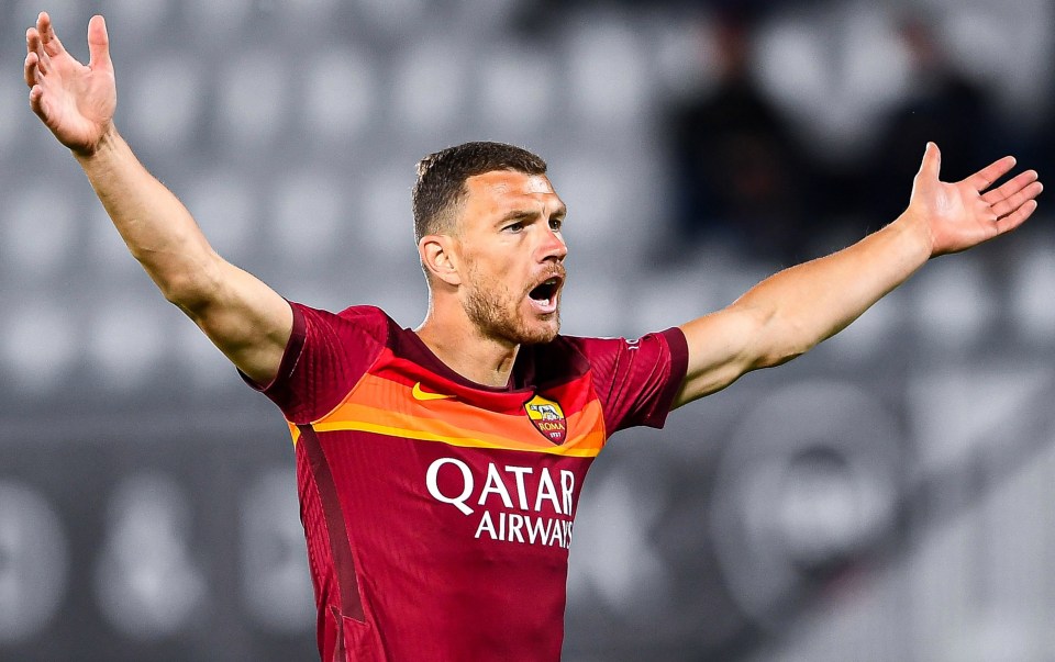 Edin Dzeko is reportedly in talks with Los Angeles Galaxy