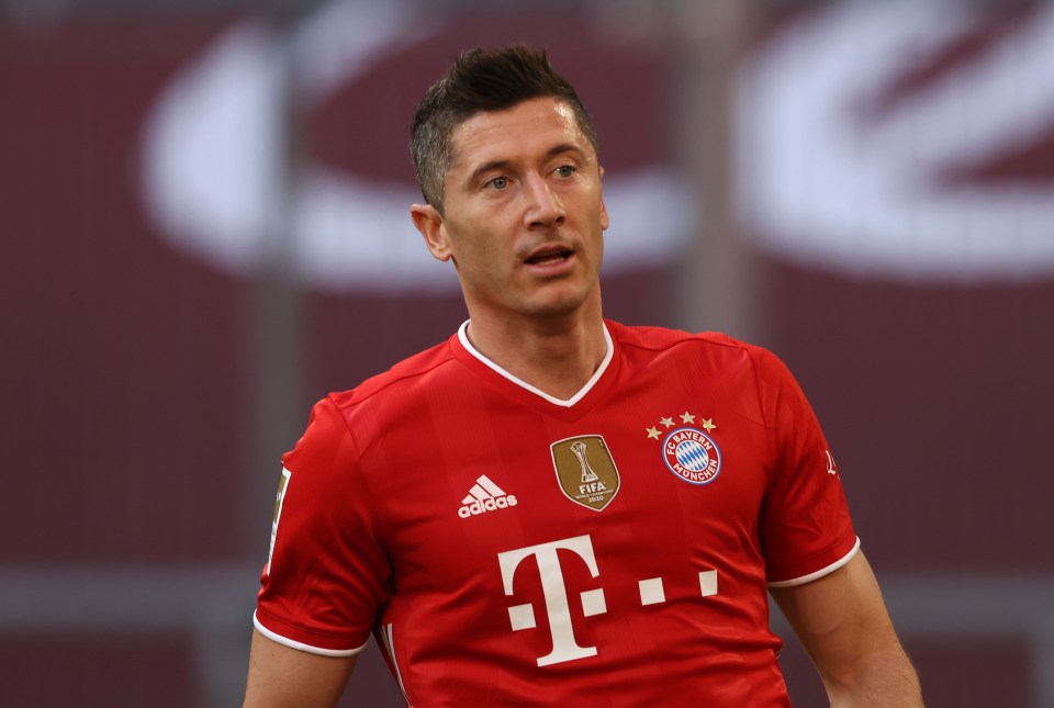 Chelsea have reportedly contacted Robert Lewandowski over a summer transfer