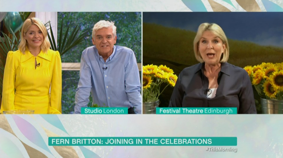 Fern Britton has thrown her support behind Holly Willoughby