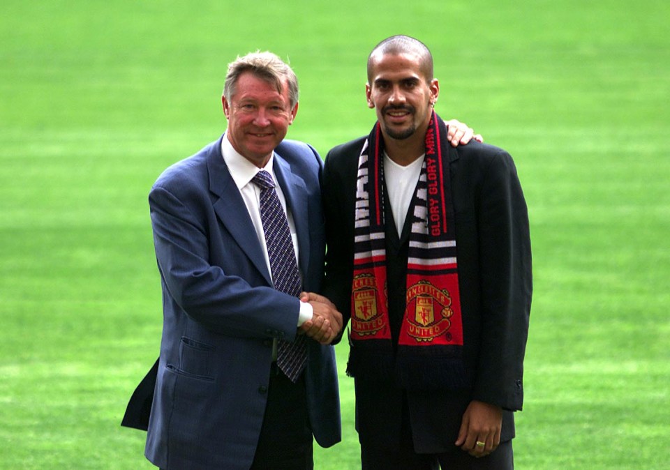  Sir Alex Ferguson splashed out £28m to sign Juan Sebastian Veron