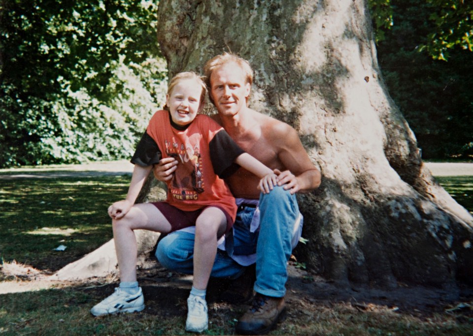 The star with her father in a childhood throwback