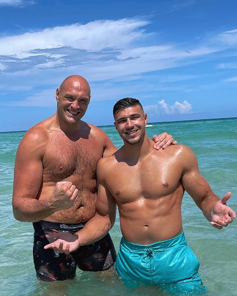 Tyson Fury and brother Tommy in Miami