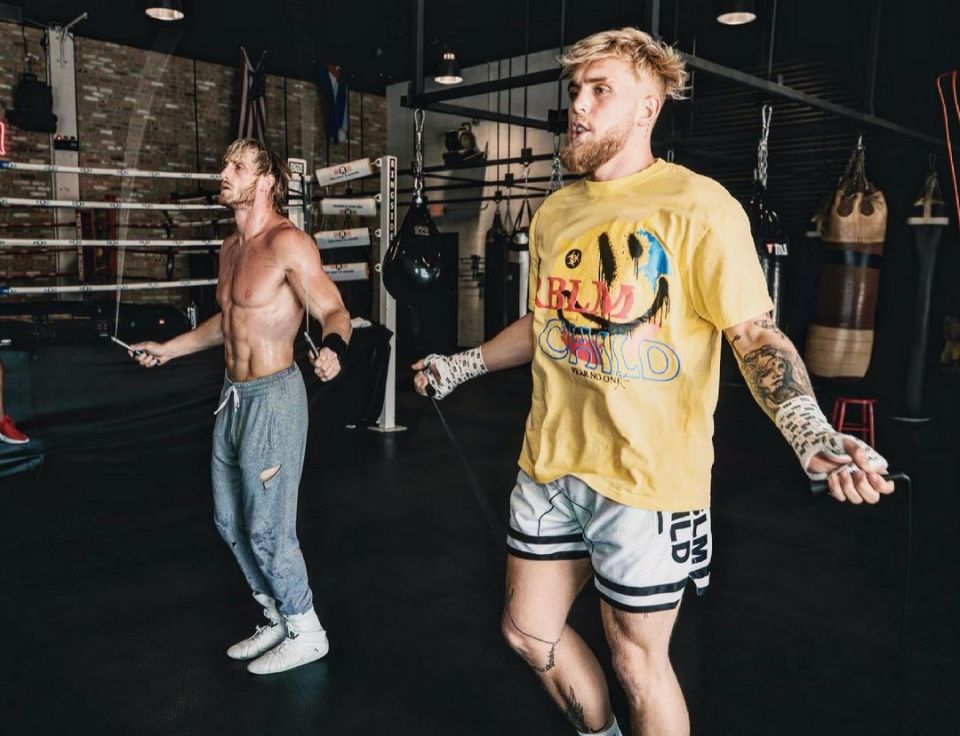 Logan Paul training with his younger brother Jake