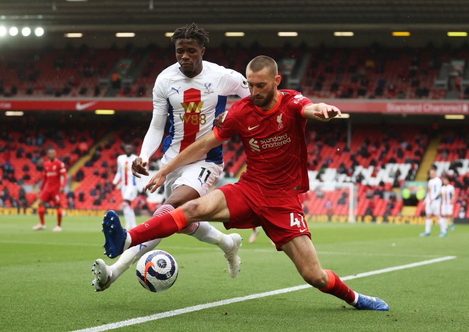 Phillips could swap Liverpool for Burnley this summer