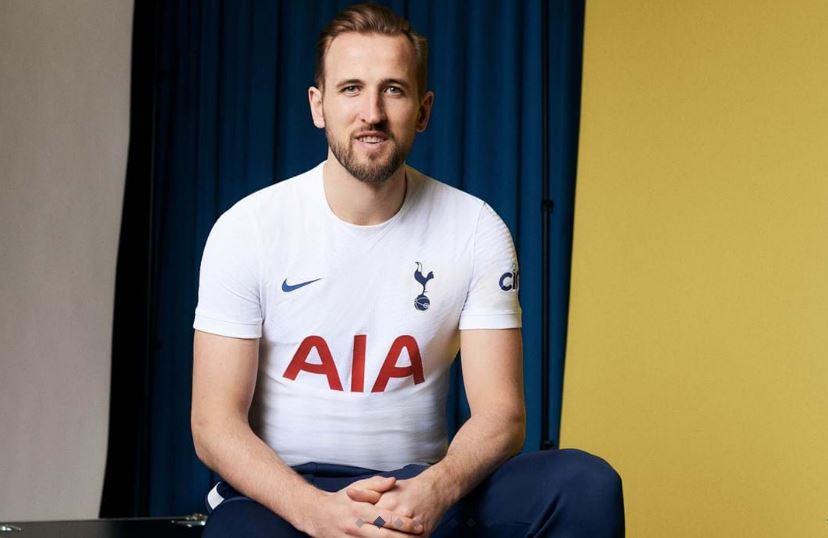 Harry Kane appeared in Tottenham's 2021-22 home kit unveiling