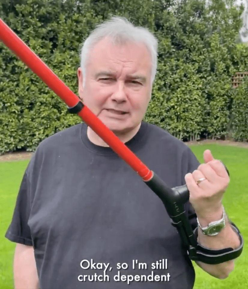 Eamonn told his followers how he was still dependent on crutches