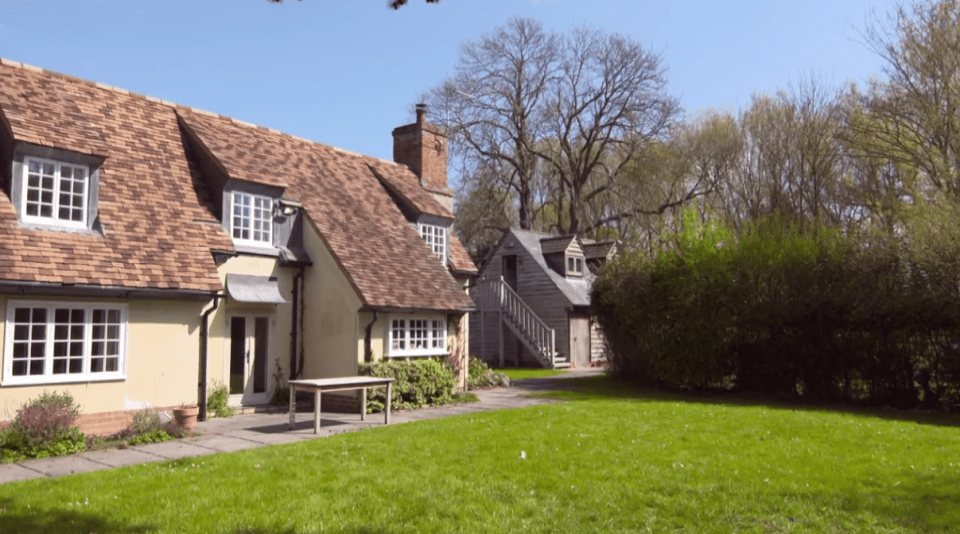 The pair were taken to view a property, but saw two homes on site