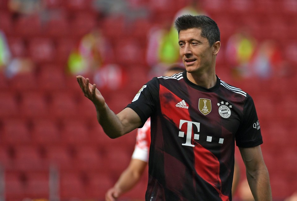 Robert Lewandowski may chase a pay rise this summer