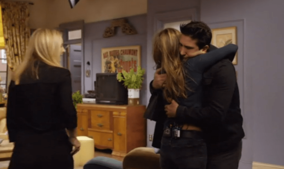 She gave David Schwimmer a massive hug before reaching for the tissue box