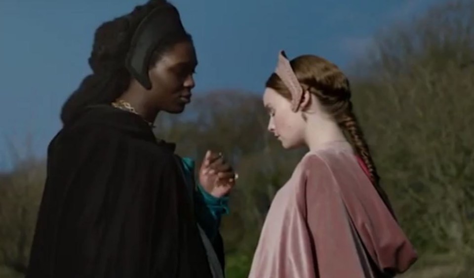 Viewers did not believe the kissing scene between Anne and love rival Jane Seymour