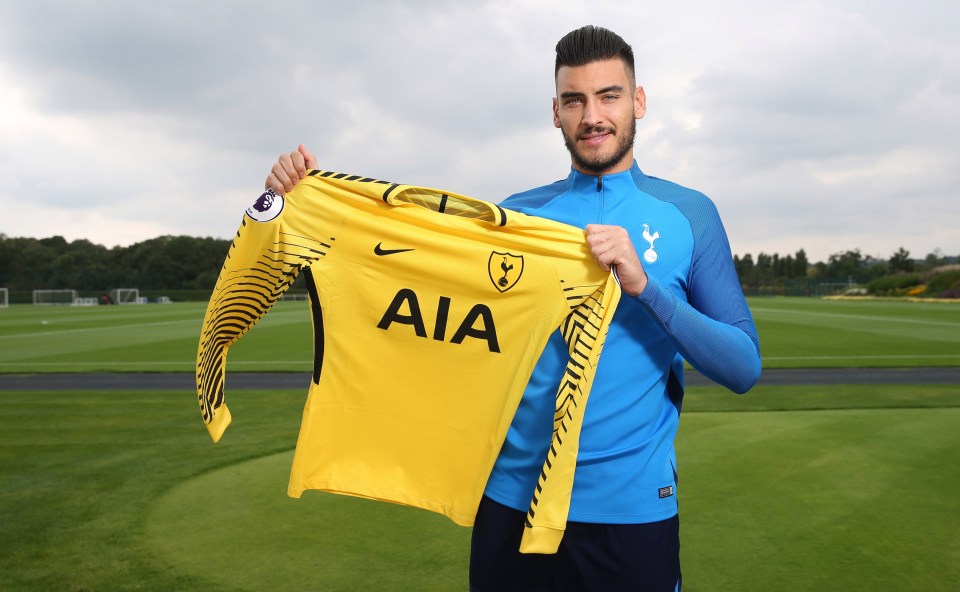 Paulo Gazzaniga is also leaving the London outfit