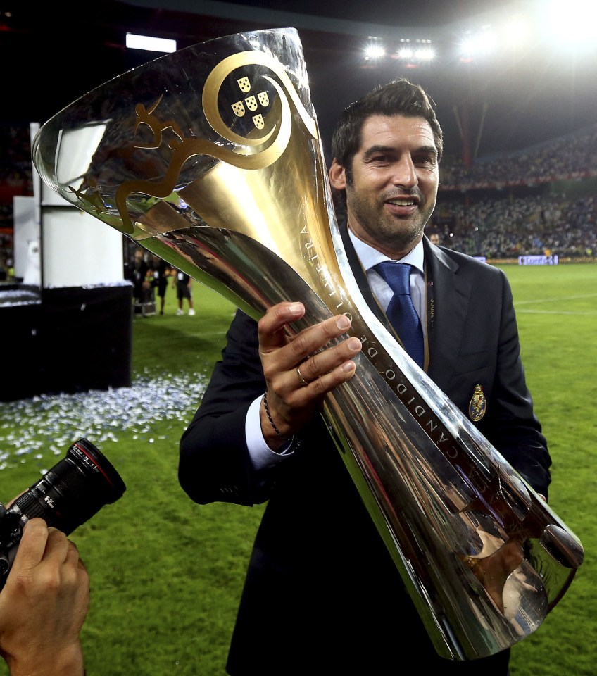 Fonseca's first trophy as a manager was the 2013 Portuguese Super Cup - won with Porto