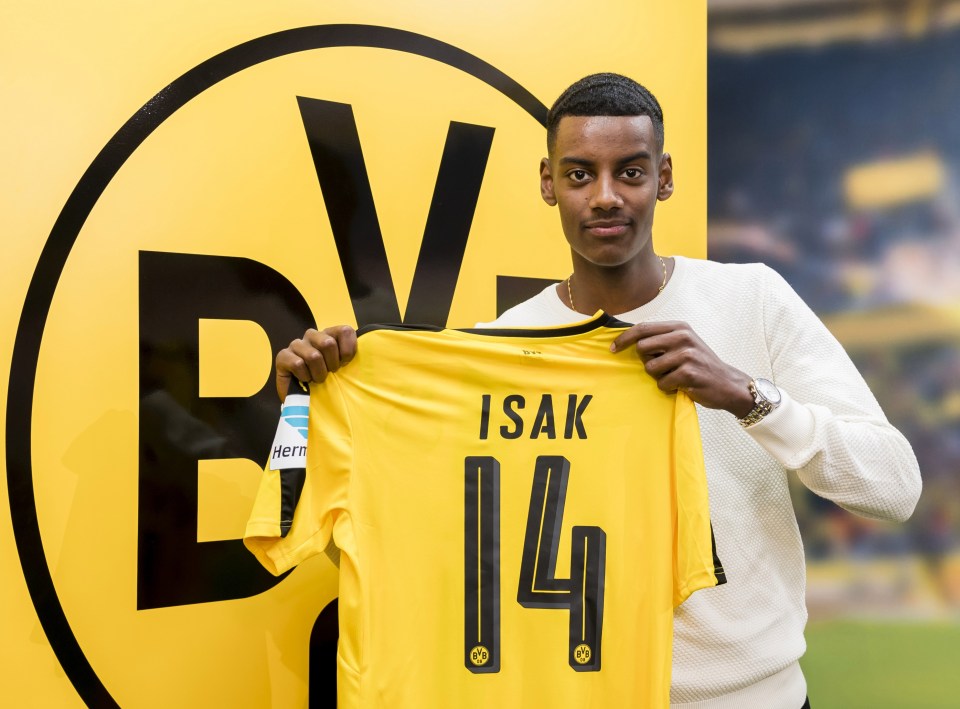 In 2017 Isak moved to Borussia Dortmund and it was supposed to be the making of him