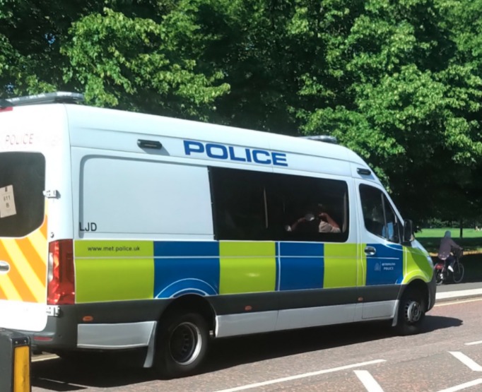 This photo was also tweeted, showing the cops arriving at Hyde Park