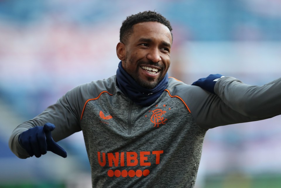 Jermain Defoe will be player-coach at Rangers next season after signing a one-year deal