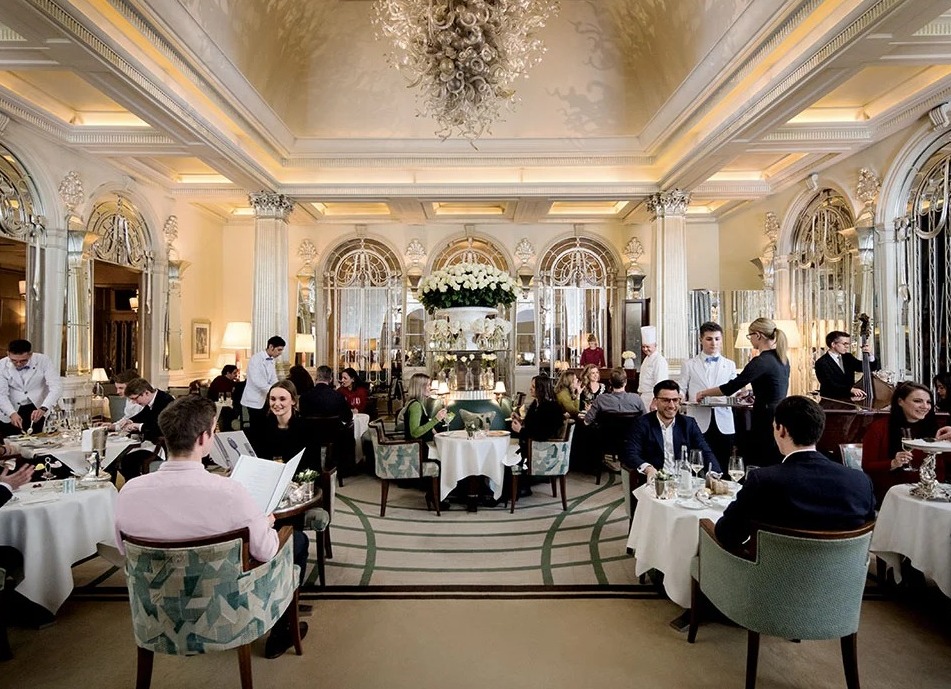 The Foyer & Reading Room at Claridge’s has a range of breakfast options