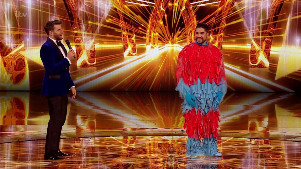 Joel Dommett reveals Louis is Carwash as he wins the ITV show The Masked Dancer