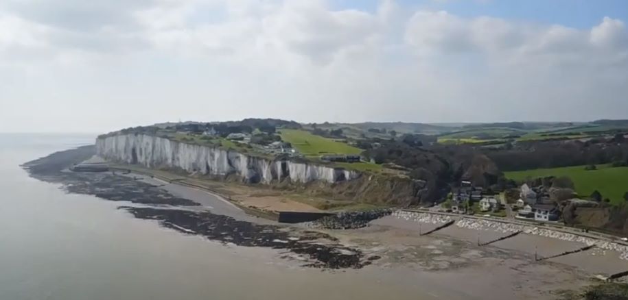 Avoid it during high tide as it is completely submerged by the sea