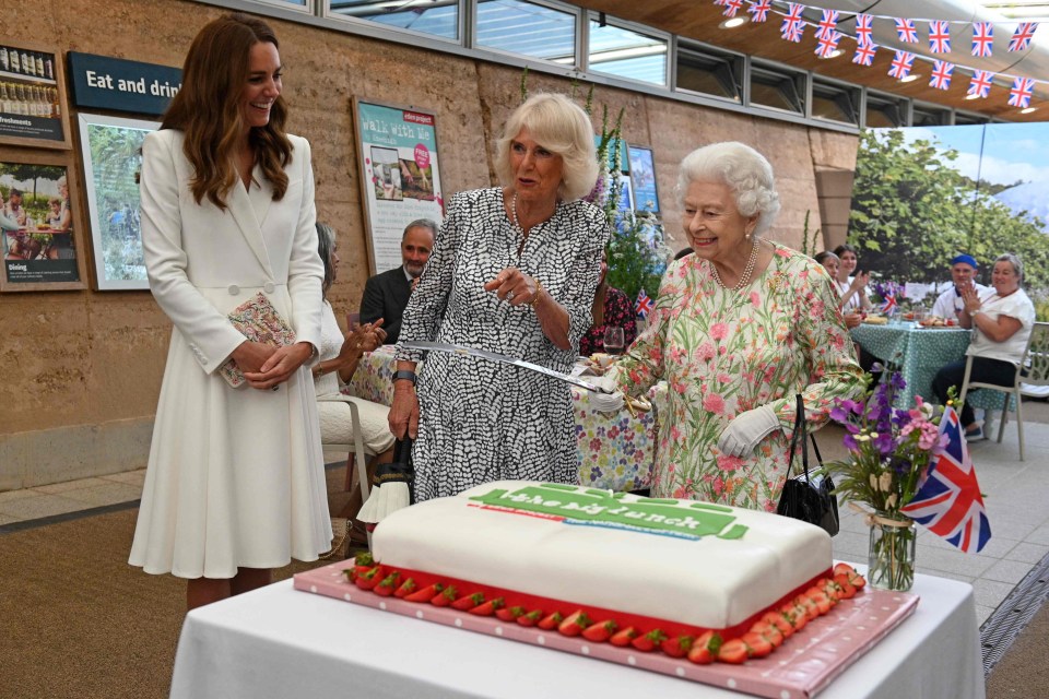 The Queen opted for the sword instead of a conventional knife as it is “more unusual”