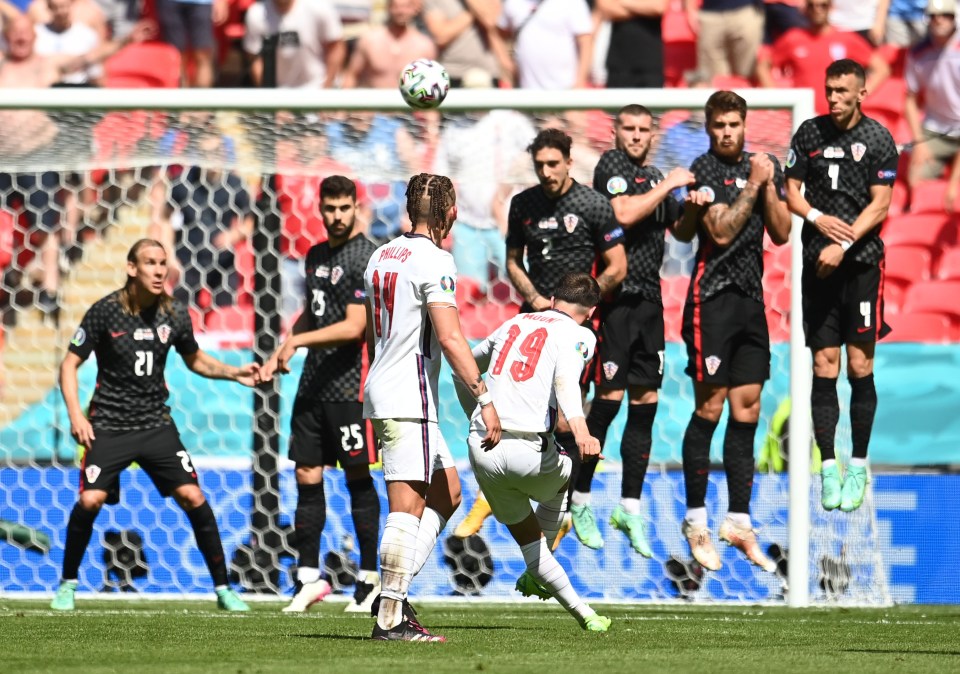 Mason Mount takes a free kick at Wembley today